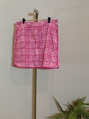 Vineyard Vines Hot Pink and White Performance Skort